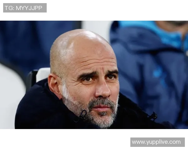 足球球星探访明星家庭揭秘温馨生活瞬间和背后故事