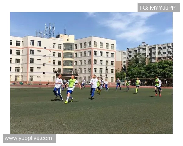 济宁足球球星崛起之路 从地方到职业赛场的辉煌历程 济宁足球球星崛起之路 从地方到职业赛场的辉煌历程