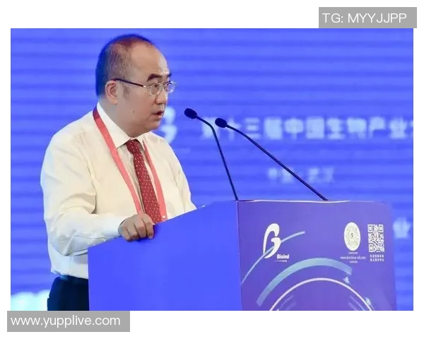 足球新冠疫情期间球星经历与复出之路：挑战与机遇并存